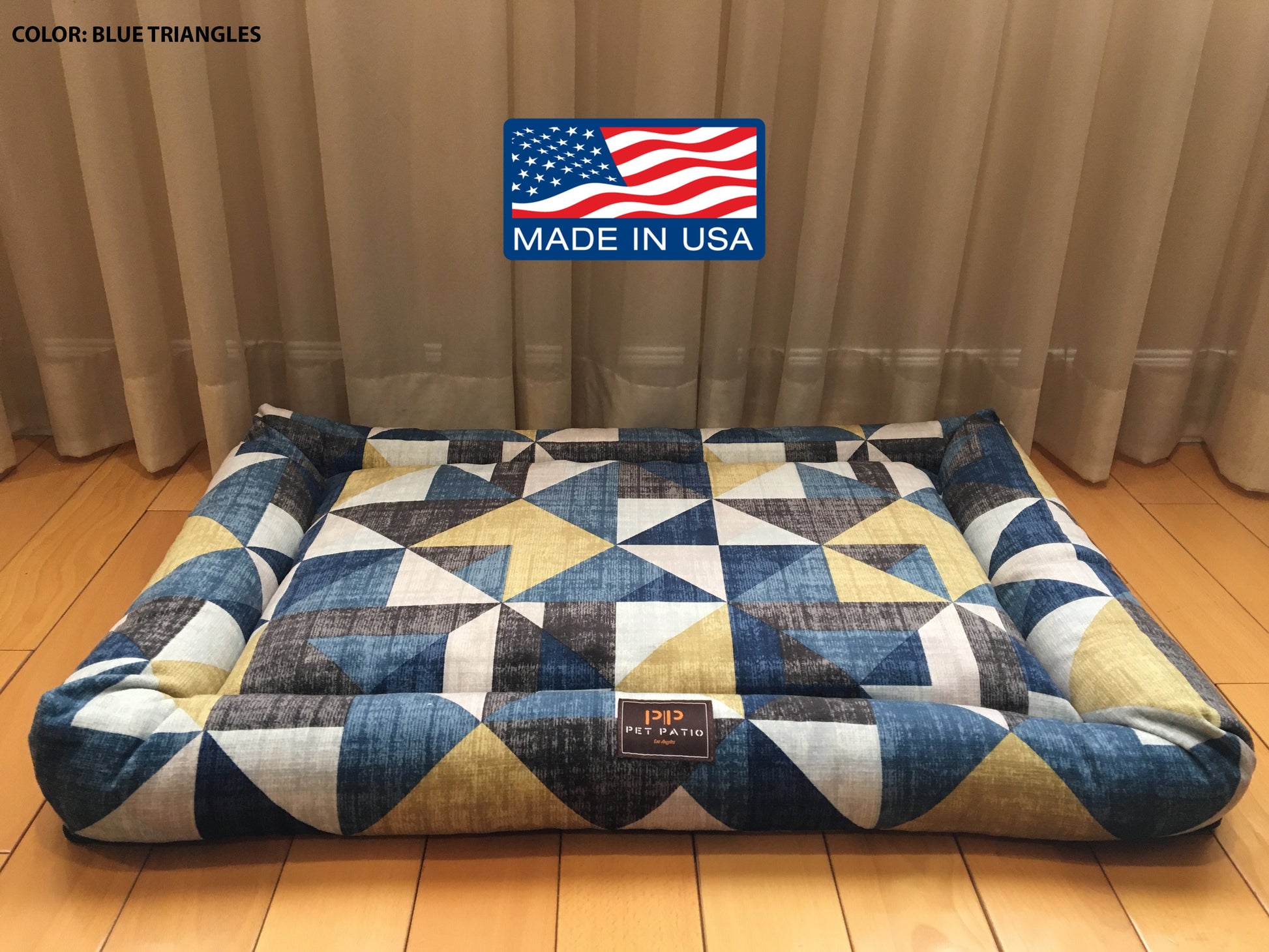 Blue triangle print orthopedic dog crate mat, machine washable